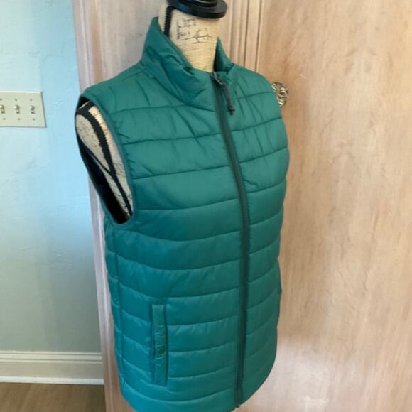 Goodfellow & Co. Green Quilted Soft puffer Full Zip Pockets Vest Warm athletic S - Picture 4 of 16